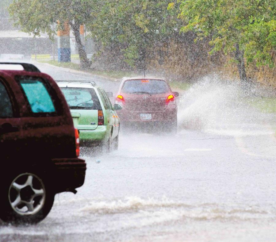 Proceso do Onamet informa vaguada y onda tropical ocasionarán