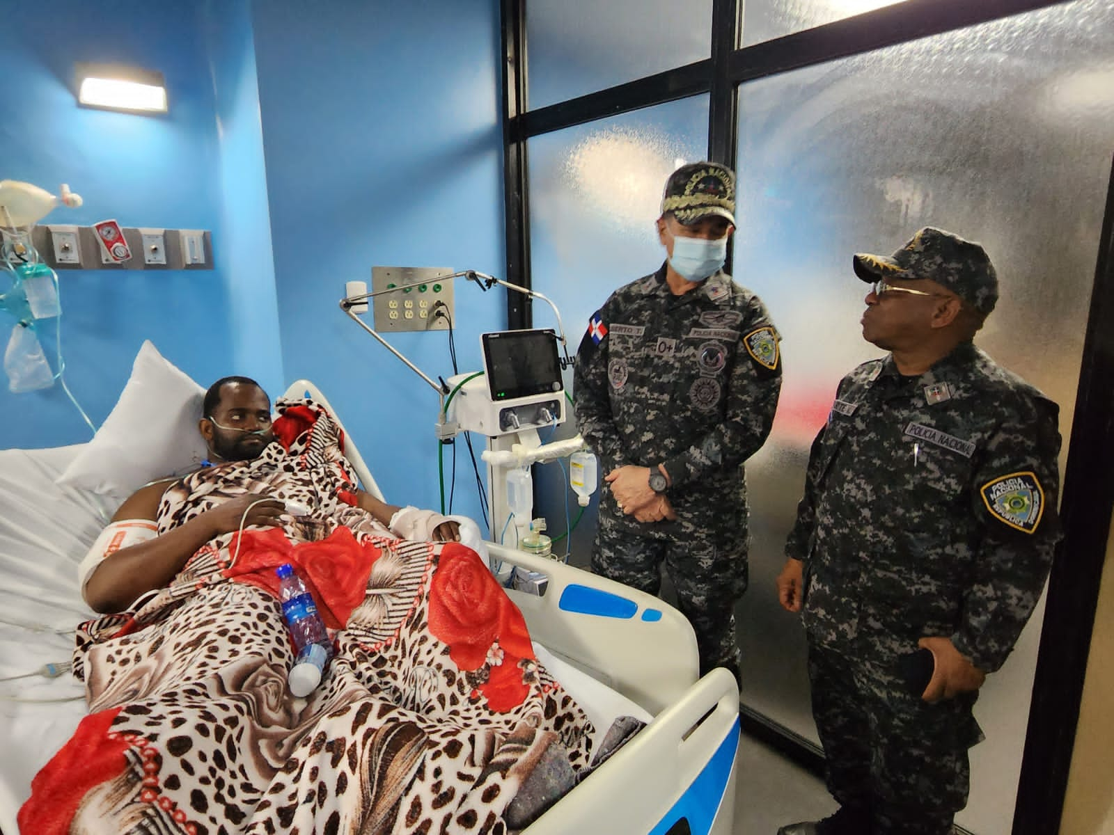 Proceso do Director PN visita en hospital cabo resultó herido al