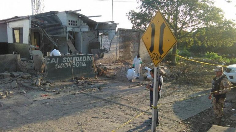 Mueren otros dos policías tras ataque a estación en