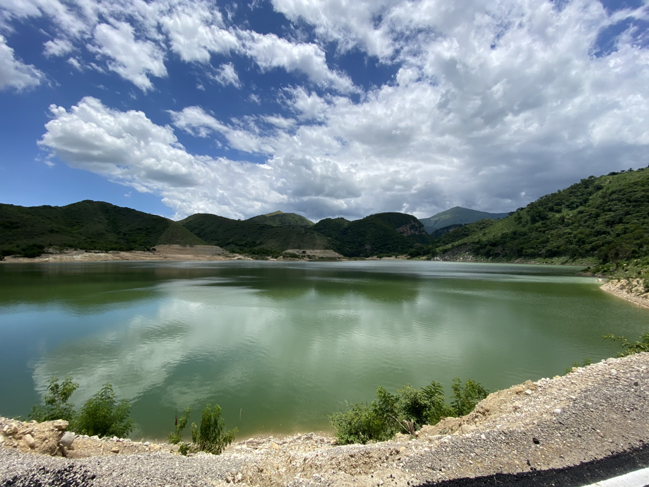  :: Danilo inaugura en Carrera de Yeguas presa Yacahueque,  con capacidad para irrigar 40 mil tareas