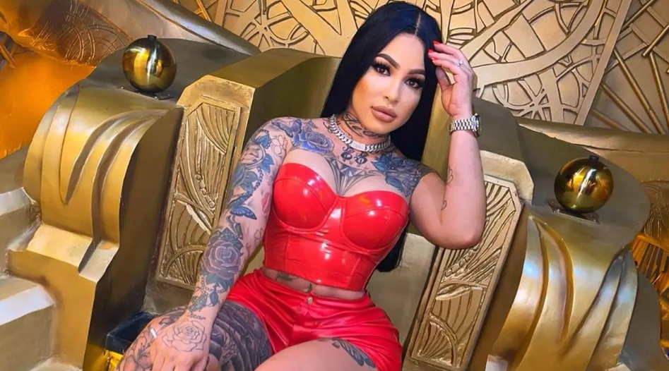 La Insuperable y Mami Jordan se la van a los botellazos en una discoteca