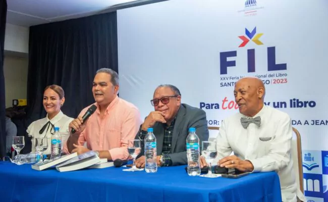 <strong>Acroarte analiza obra de Joseph Cáceres en la Feria del Libro 2023</strong>