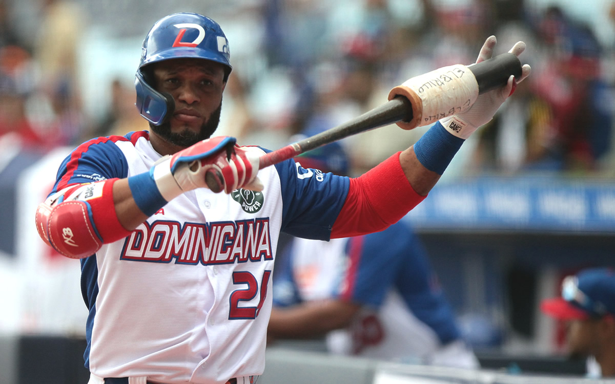 Proceso.com.do : Robinson Canó firmó contrato con los Diablos Rojos de ...