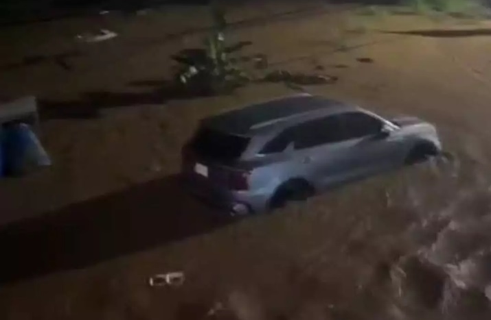 Do Las Intensas Lluvias Caídas En Samaná Desbordan Ríos Y Ocasionan Inundaciones 3905