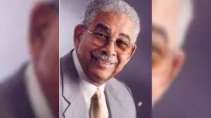 Restos de Leopoldo Díaz, fundador de Hogares CREA, serán velados este lunes en la Funeraria Blandino, de la Lincoln