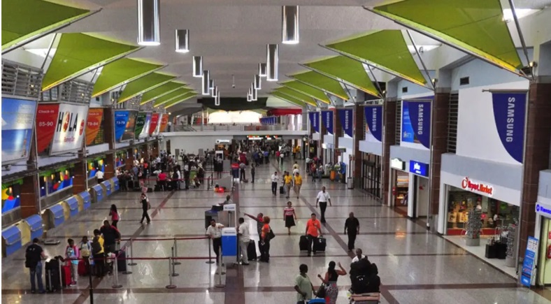 Tormenta de nieve "Ernesto" provoca cancelación de 25 vuelos entre Estados Unidos y República Dominicana