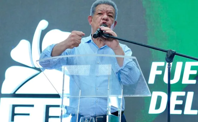 Leonel: El Gobierno del PRM aseguró carbón y gas natural a US y “engañó al pueblo” para justificar la reforma fiscal
